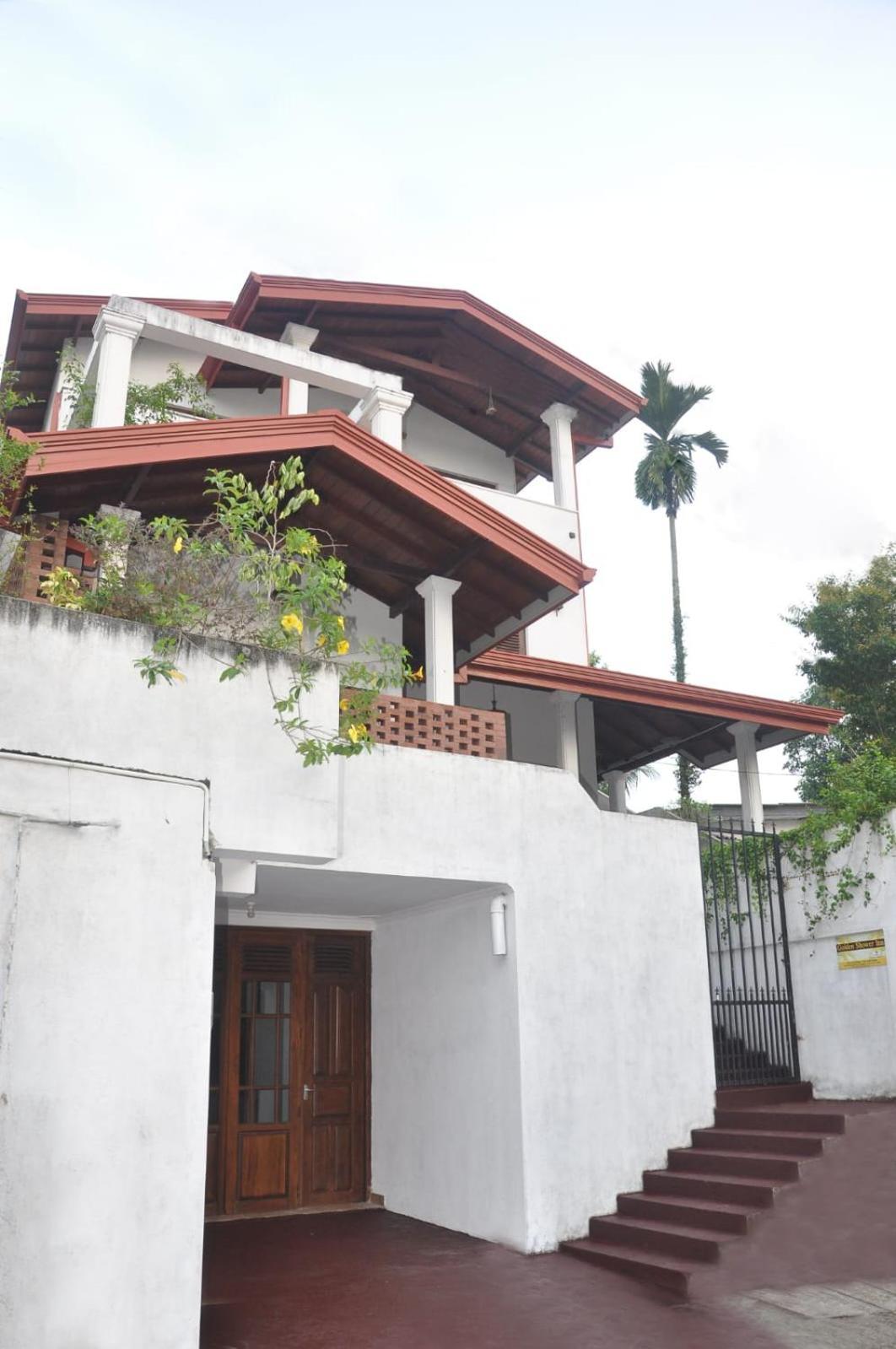 Golden Shower Inn Kandy Exteriör bild